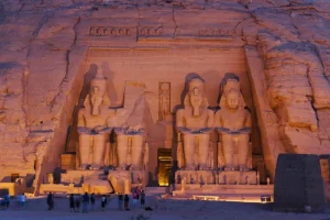Tour Egitto Storico: Crociera da Luxor, Cairo e Piramidi