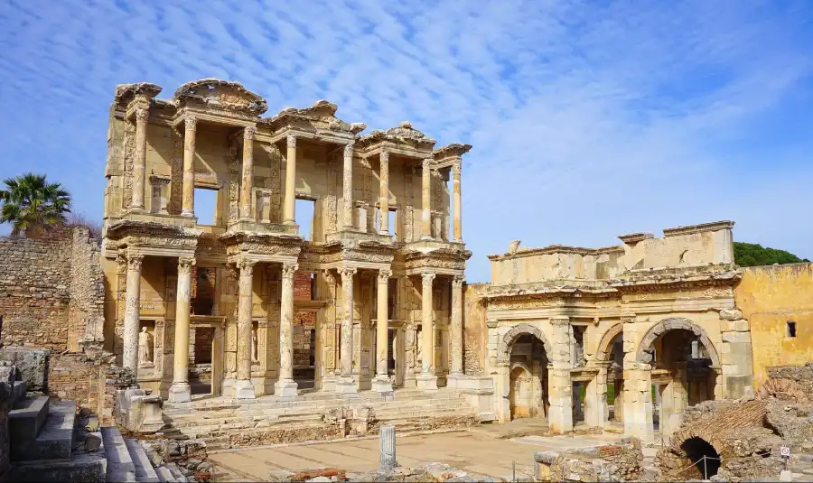Sulle Orme di San Paolo: Un Viaggio Spirituale di 8 Giorni
